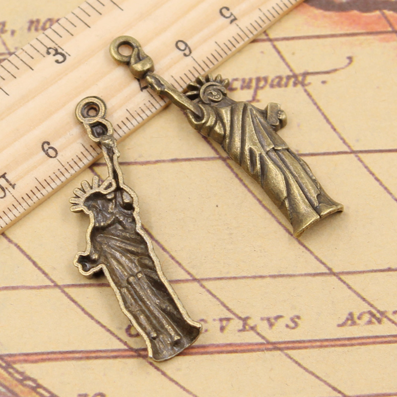 Dijes de Estatua de la liberta - Jewelry Making York reseña y precio